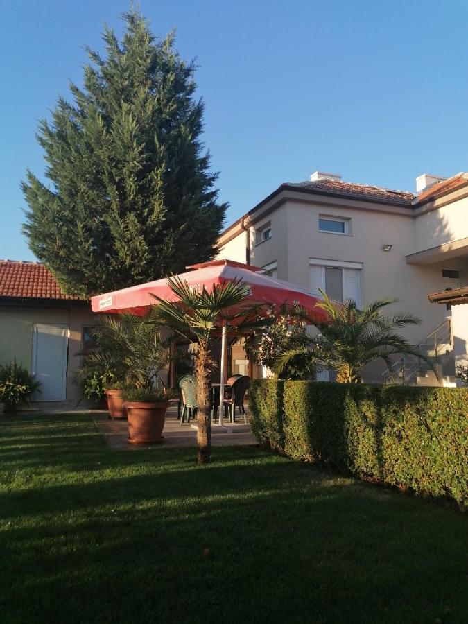Villa Ros Guest House Svilengrad Exteriér fotografie