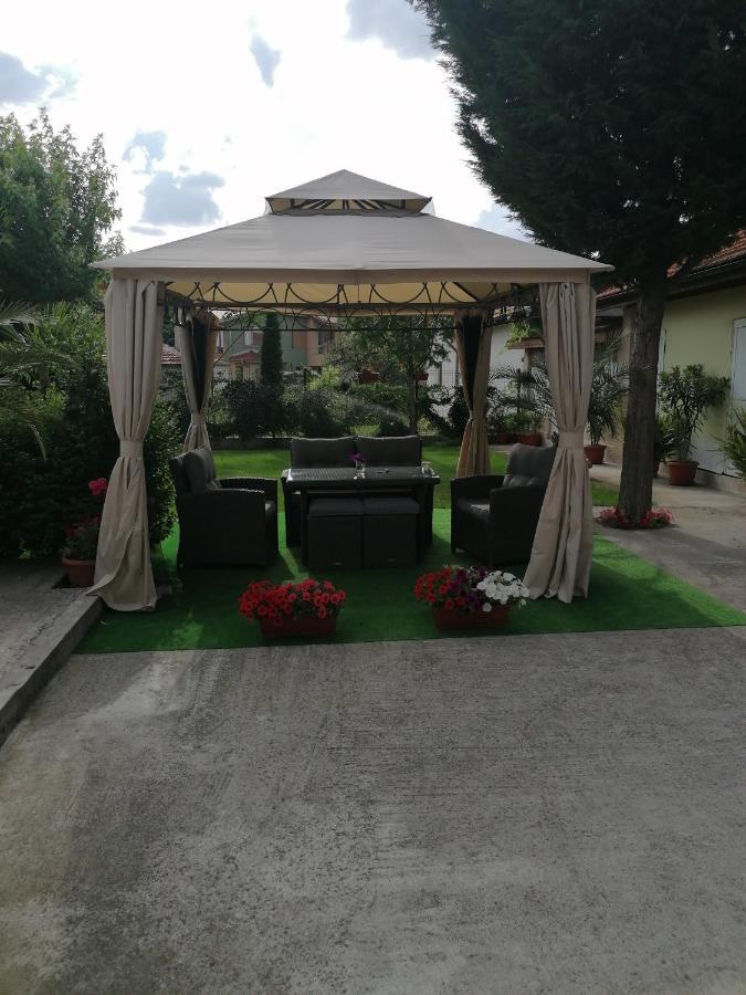 Villa Ros Guest House Svilengrad Exteriér fotografie