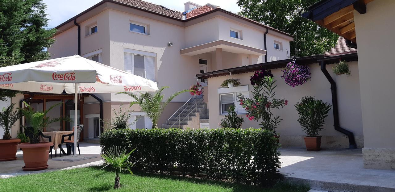 Villa Ros Guest House Svilengrad Exteriér fotografie