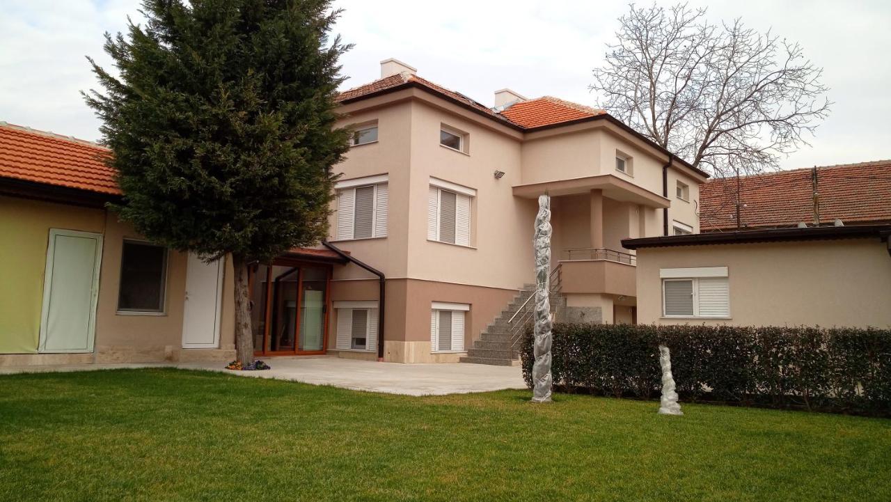 Villa Ros Guest House Svilengrad Exteriér fotografie