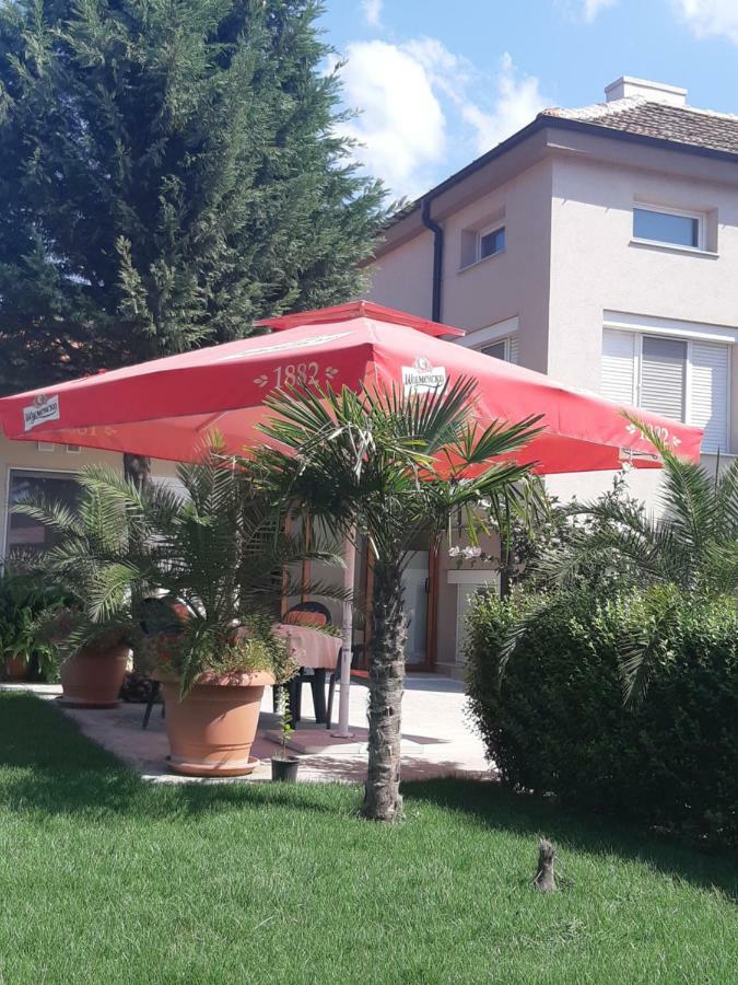 Villa Ros Guest House Svilengrad Exteriér fotografie